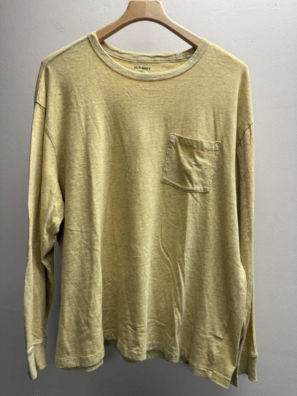 Old Navy Heathered Yellow Men's XL long sleeve lightweight shirt